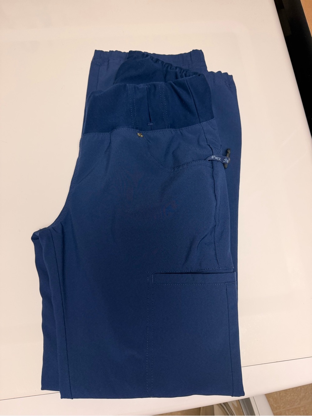 Womenโs Navy Blue Stretch XA Scrubs (Cherokee iflex)